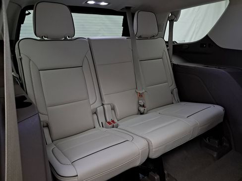 Used 2021 GMC Yukon Denali w/ Denali Premium Package image 49