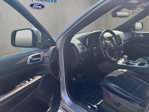 Used 2017 Jeep Grand Cherokee Altitude AWD/4WD image 35