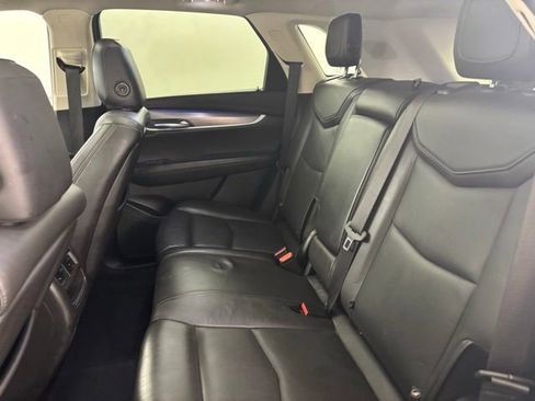 Used 2019 Cadillac XT5 Premium Luxury FWD image 12