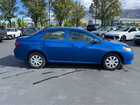 Used 2010 Toyota Corolla LE image 6