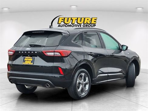 Used 2024 Ford Escape ST-Line image 4