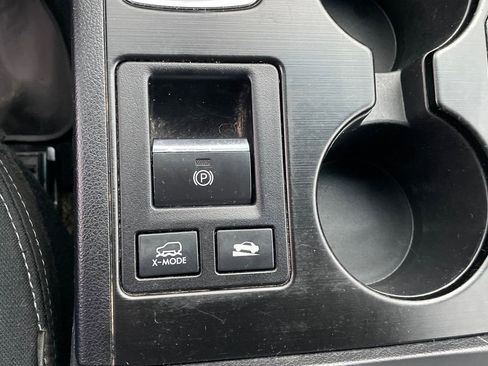 Used 2017 Subaru Outback 2.5i Premium image 21