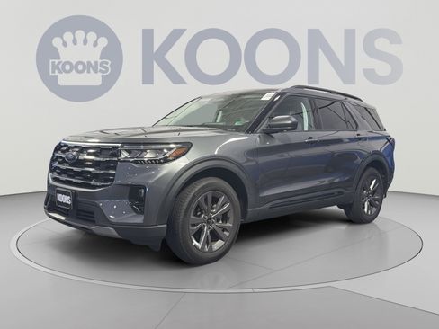 New 2026 Ford Explorer Active w/ Active Comfort Package AWD/4WD image 1