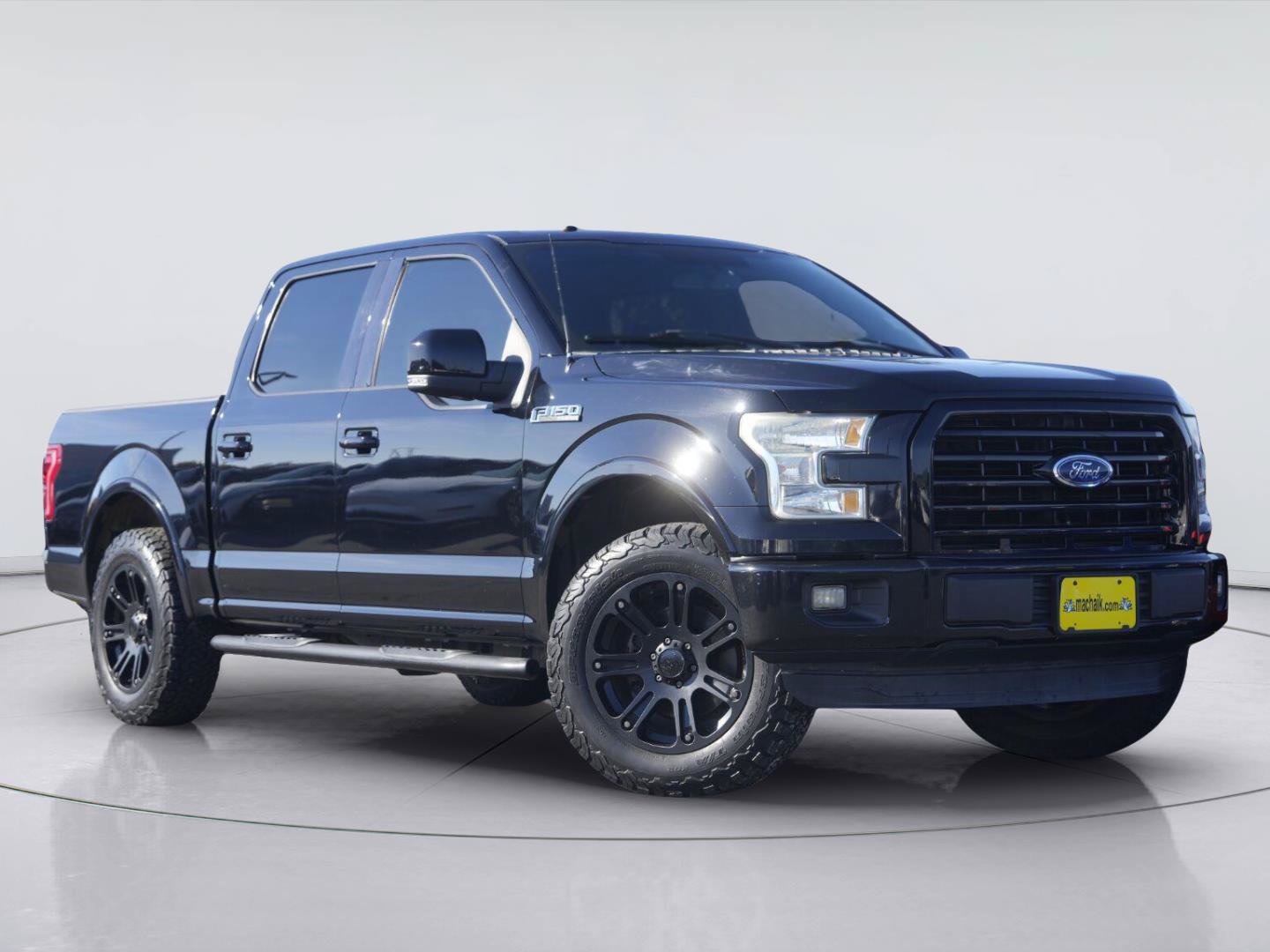 Used 2016 Ford F150 Lariat RWD image 2