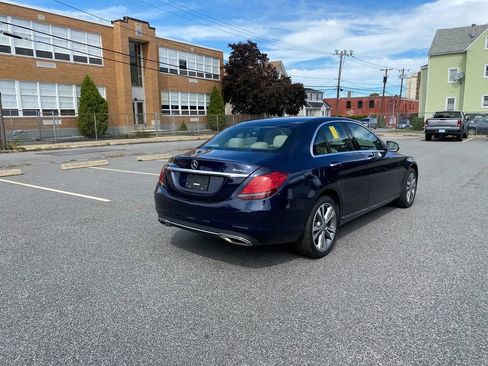 Used 2020 Mercedes-Benz C 300 4MATIC Sedan image 5