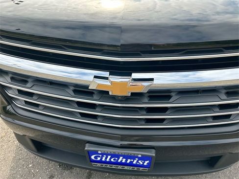 New 2025 Chevrolet Traverse LT w/ Driver Confidence Package image 30