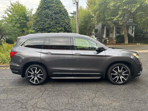 Used 2019 Honda Pilot Elite image 6