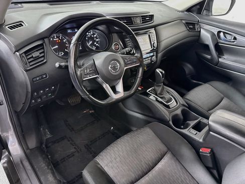 Used 2020 Nissan Rogue SV w/ Premium Package AWD/4WD image 23
