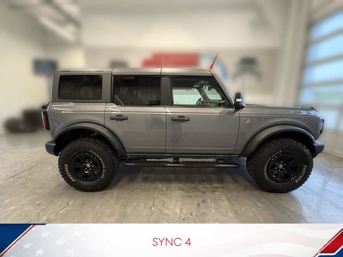 Used 2022 Ford Bronco Wildtrak AWD/4WD image 3