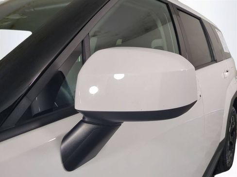 Used 2025 Hyundai Santa Fe SE FWD image 12