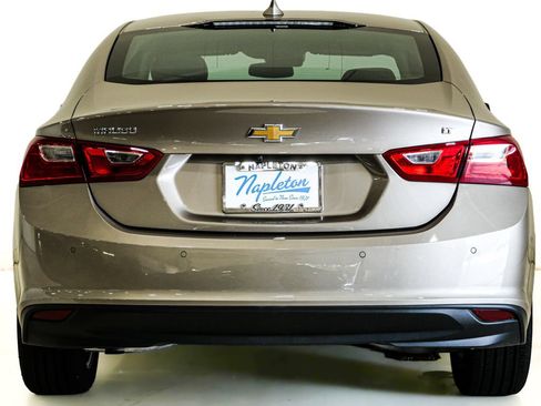 Used 2025 Chevrolet Malibu LT FWD image 7