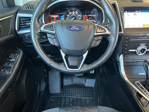 Used 2018 Ford Edge Sport w/ Cold Weather Package AWD/4WD image 5
