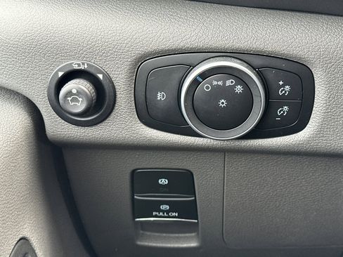 Used 2021 Ford Transit 350 XLT image 29