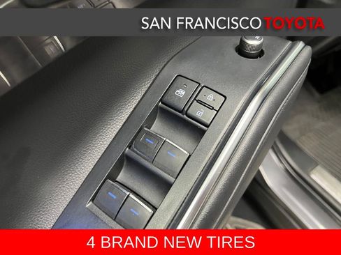 Used 2022 Toyota Highlander Platinum image 37