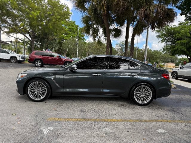 Used 2020 Genesis G70 2.0T w/ Elite Package RWD image 8