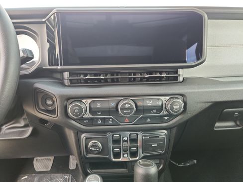 New 2026 Jeep Gladiator Sport AWD/4WD image 26