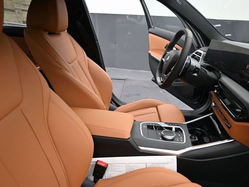 New 2026 BMW 330i Sedan w/ Convenience Package image 21