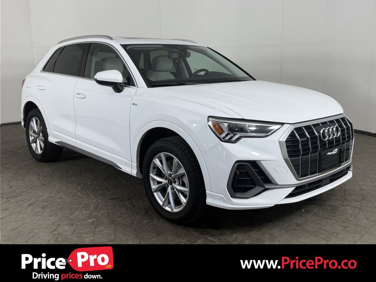 Used 2025 Audi Q3 2.0T Premium Plus w/ Premium Plus Package AWD/4WD image 1