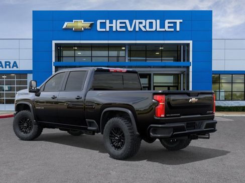 New 2026 Chevrolet Silverado 2500 ZR2 AWD/4WD image 3