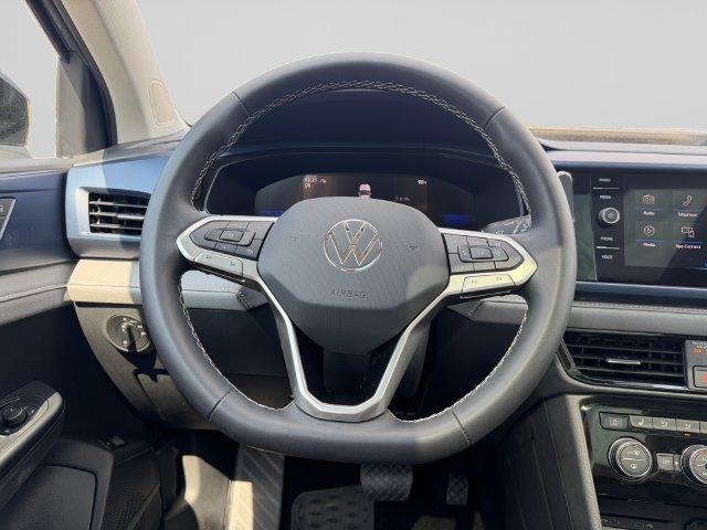 Used 2024 Volkswagen Taos SE AWD/4WD image 11