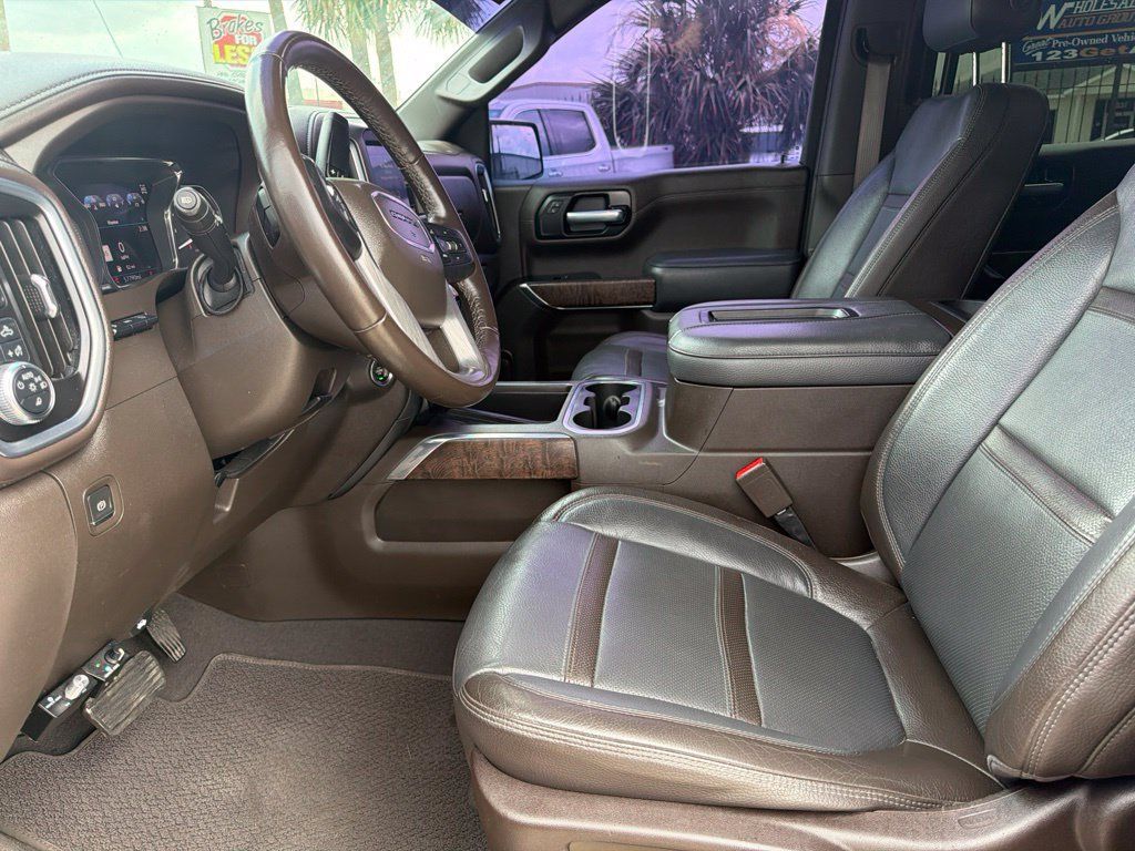 Used 2021 GMC Sierra 1500 Denali w/ Denali Ultimate Package AWD/4WD image 8