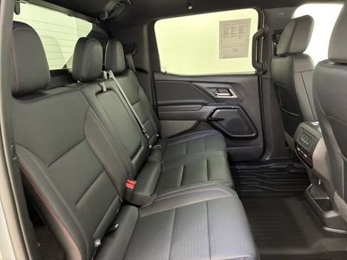 Certified 2025 Chevrolet Silverado EV RST AWD/4WD image 16