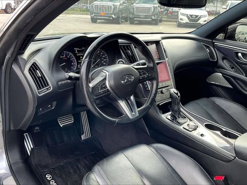 Used 2017 INFINITI Q60 3.0t Sport image 17