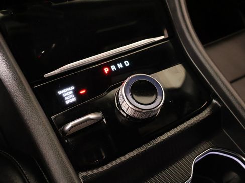 Used 2025 Jeep Grand Cherokee L Limited AWD/4WD image 9