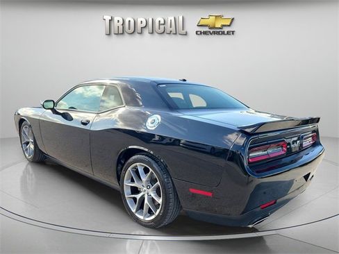 Used 2022 Dodge Challenger GT image 3