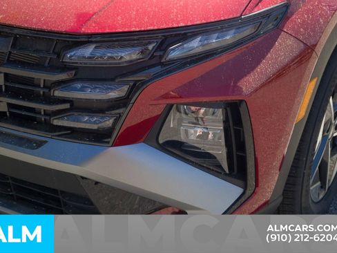Used 2025 Hyundai Tucson SEL FWD image 11
