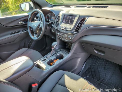 Used 2024 Chevrolet Equinox RS image 31