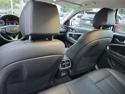 Used 2026 Genesis G70 2.5T image 10