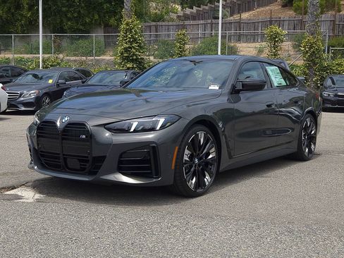 New 2026 BMW 440i xDrive w/ Premium Package AWD/4WD image 3