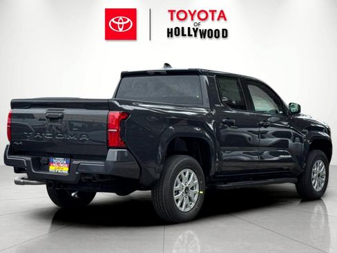 New 2026 Toyota Tacoma SR5 AWD/4WD image 4