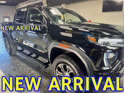 Used 2025 GMC Canyon AT4 w/ AT4 Premium Package