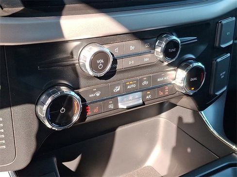 Used 2023 Ford F150 Lightning Pro image 13