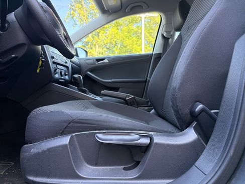 Used 2014 Volkswagen Jetta S FWD image 13