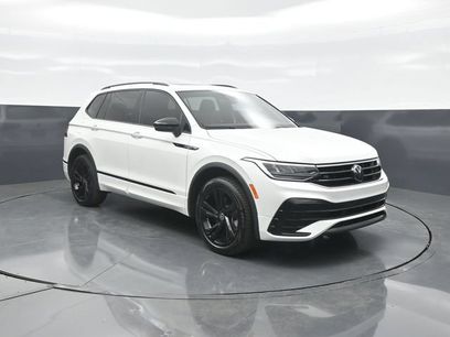 Used 2024 Volkswagen Tiguan SE R-Line w/ MDO Package, Two-Row