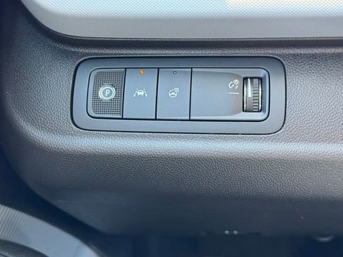 New 2027 Chevrolet Bolt LT w/ Comfort Package FWD image 18