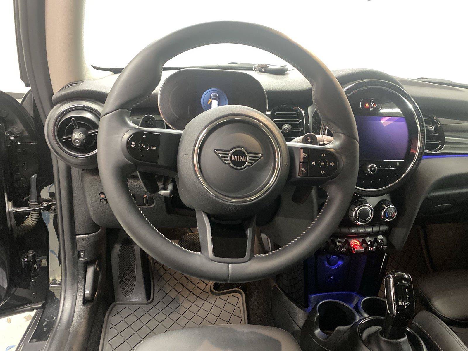 Used 2024 MINI Cooper S FWD image 15