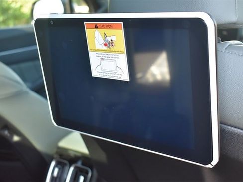 New 2025 Kia Sorento SX Prestige w/ Sage Leather Package image 16