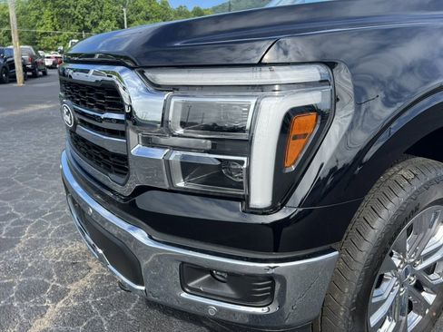 New 2025 Ford F150 Lariat w/ Equipment Group 501A Mid image 10
