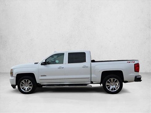 Used 2018 Chevrolet Silverado 1500 High Country image 9