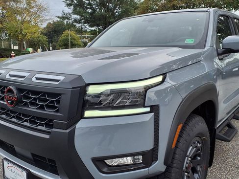 New 2026 Nissan Frontier PRO-4X w/ Pro-4x Convenience Package image 3