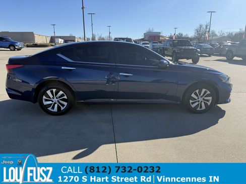 Used 2022 Nissan Altima 2.5 S image 8