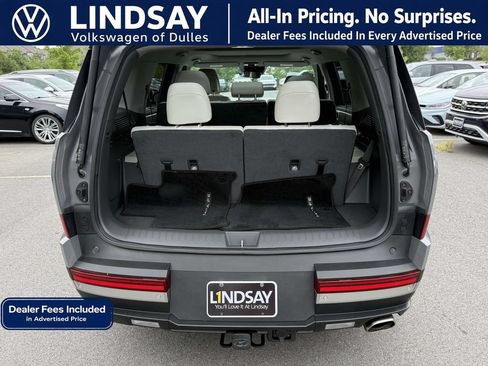 Used 2024 Hyundai Santa Fe Limited AWD/4WD image 15