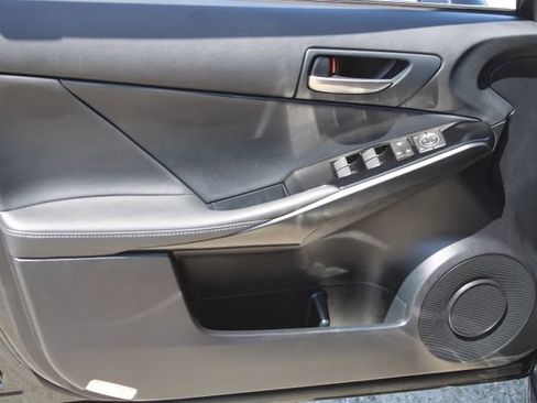 Used 2025 Lexus IS 300 F Sport RWD image 11