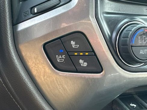 Used 2015 Chevrolet Silverado 1500 LTZ Z71 w/ LTZ Plus Package AWD/4WD image 35
