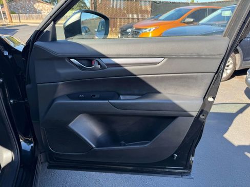 Used 2019 MAZDA CX-5 Touring image 14