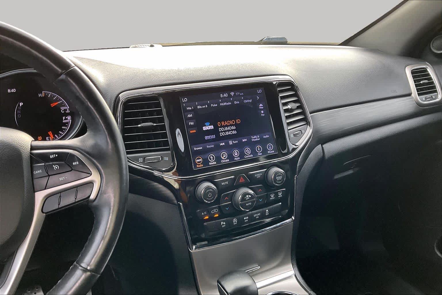 Used 2019 Jeep Grand Cherokee Altitude AWD/4WD image 7